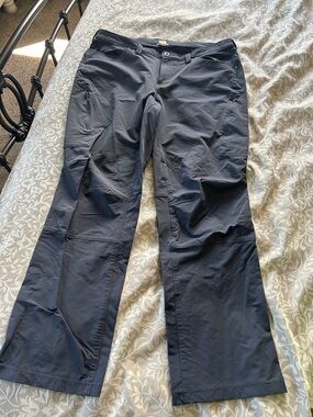 Duluth Women’s Dark Gray Outdoor Stretch Pants